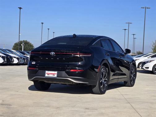 2023 Toyota Crown XLE