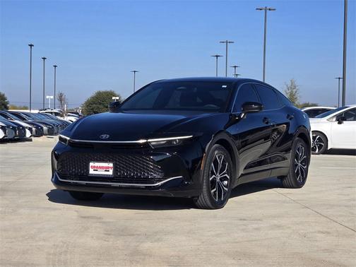 2023 Toyota Crown XLE