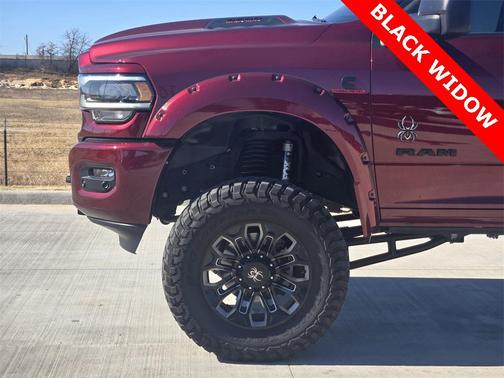 2024 RAM 3500 Laramie Crew Cab 4x4 6'4' Box