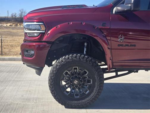 2024 RAM 3500 Laramie Crew Cab 4x4 6'4' Box