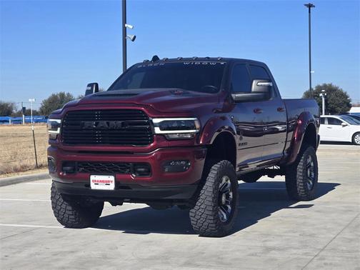 2024 RAM 3500 Laramie Crew Cab 4x4 6'4' Box