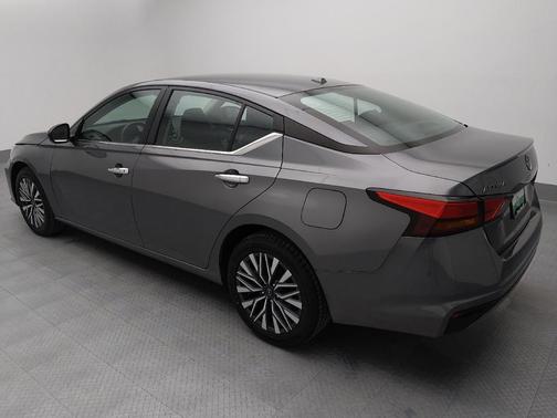 Gun Metallic 2024 Nissan Altima 2.5 SV