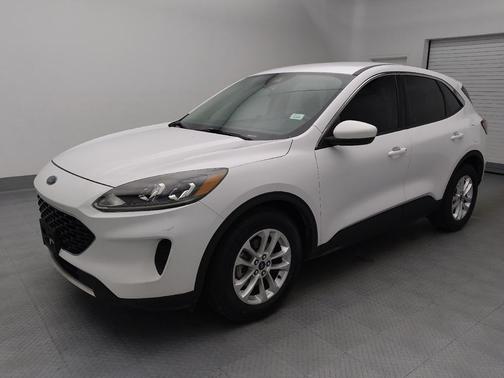 Oxford White 2020 Ford Escape SE