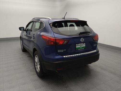 2017 Nissan Rogue Sport SV