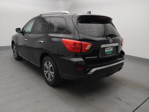 2019 Nissan Pathfinder S