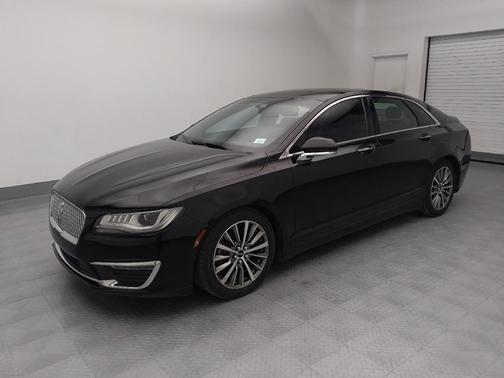 2017 Lincoln MKZ Base