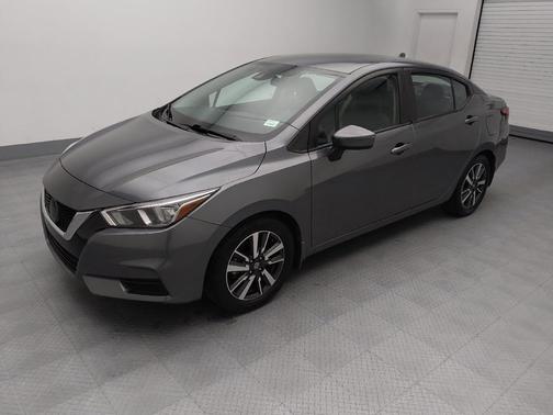 2021 Nissan Versa 1.6 SV