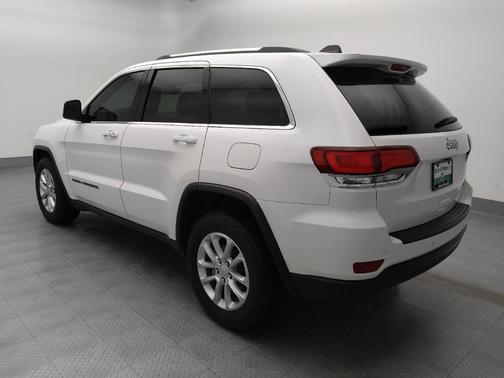 Bright White Clearcoat 2021 Jeep Grand Cherokee Laredo