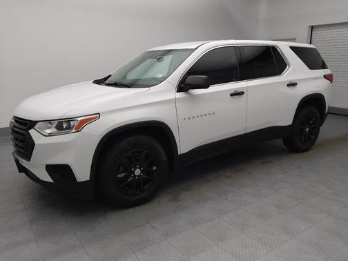 Summit White 2020 Chevrolet Traverse LS