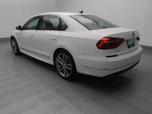 2017 Volkswagen Passat 1.8T R-Line w/Comfort