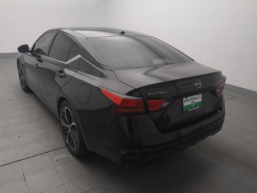 2023 Nissan Altima SR FWD
