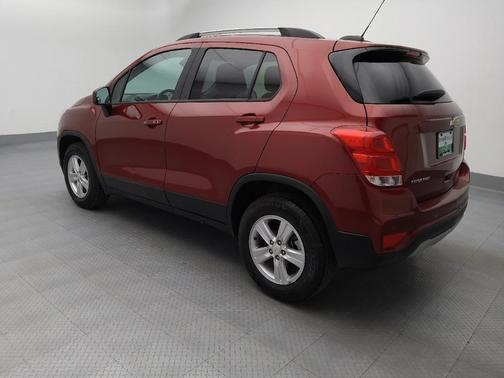 Red 2022 Chevrolet Trax LT