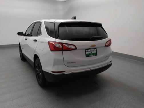 Summit White 2021 Chevrolet Equinox 1LT