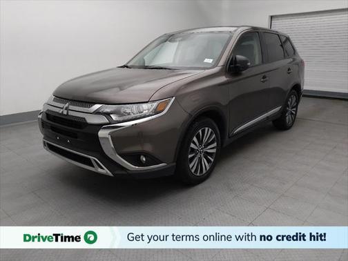 2020 Mitsubishi Outlander SE