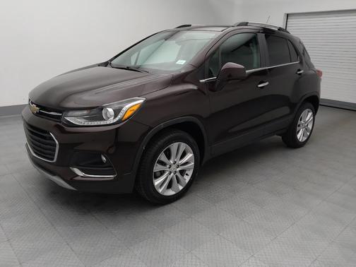 Red 2020 Chevrolet Trax Premier