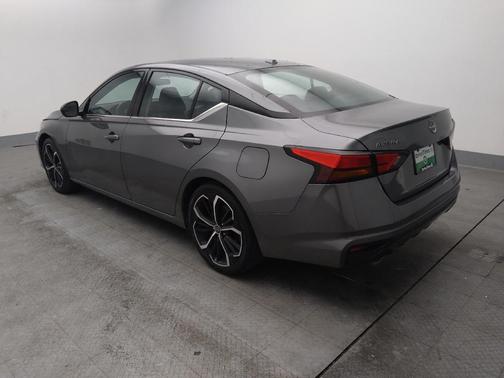 2023 Nissan Altima SR FWD