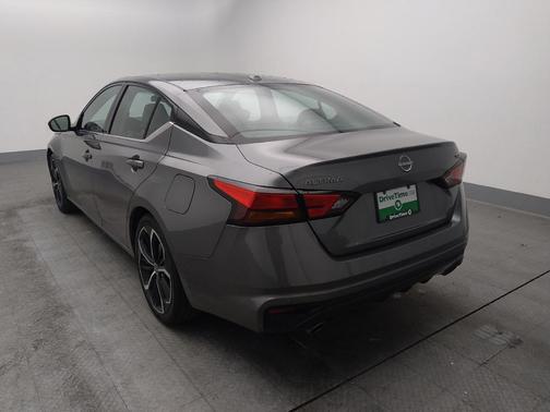 2023 Nissan Altima SR FWD