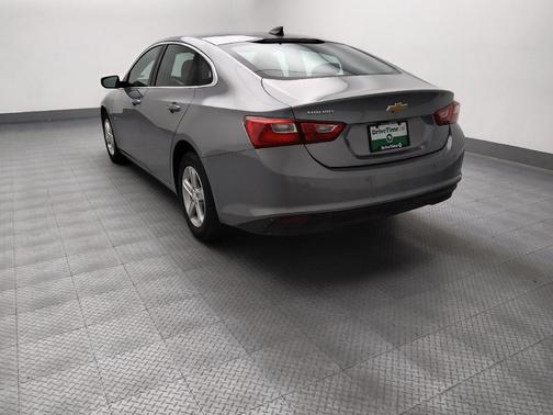 Gray 2025 Chevrolet Malibu 1LS
