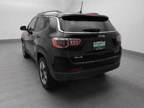 Diamond Black Crystal Pearlcoat 2017 Jeep New Compass Limited