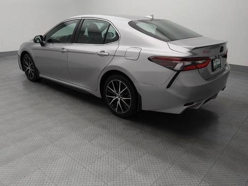 Celestial Silver Metallic 2023 Toyota Camry SE