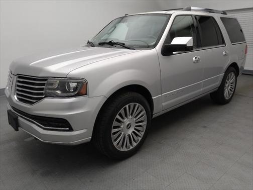 2017 Lincoln Navigator Select