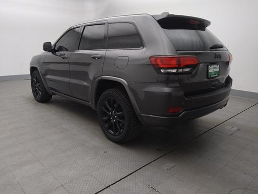 2020 Jeep Grand Cherokee Altitude