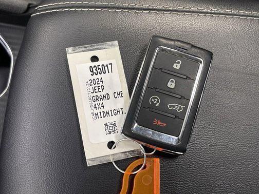 2024 Jeep Grand Cherokee 4xe Base