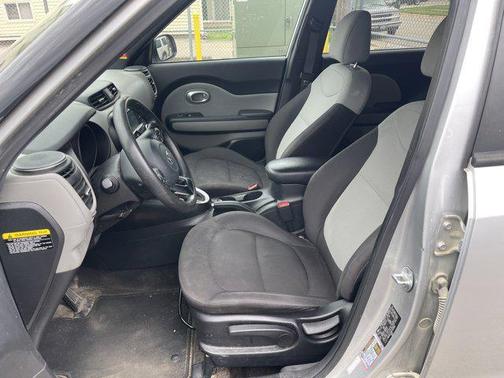 2017 Kia Soul Base