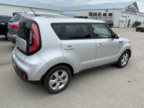 2017 Kia Soul Base