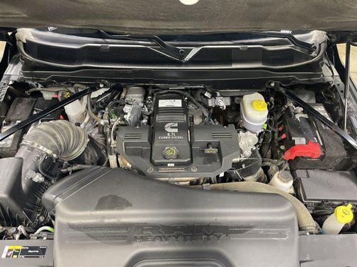 2022 RAM 3500 Big Horn Crew Cab 4x4 8' Box