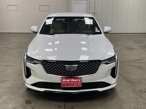 2023 Cadillac CT4 Premium Luxury