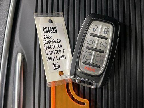 2022 Chrysler Pacifica Limited