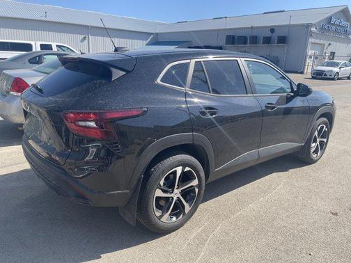 2025 Chevrolet Trax FWD 1RS