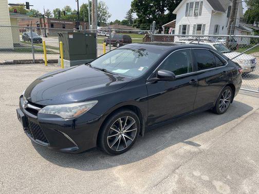 2016 Toyota Camry XSE