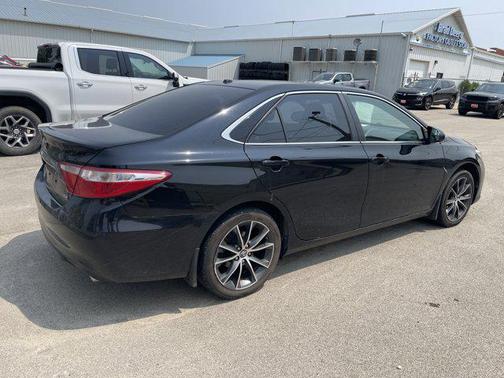 2016 Toyota Camry XSE