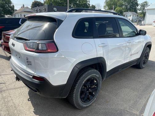 2022 Jeep Cherokee X 4x4