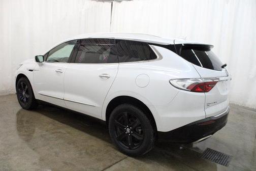 2023 Buick Enclave Essence AWD