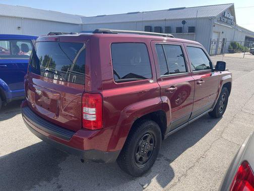 2016 Jeep Patriot Sport