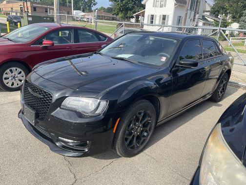 2023 Chrysler 300 Touring