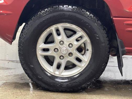 2004 Jeep Grand Cherokee Laredo