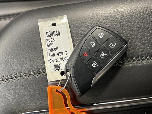 2023 GMC Yukon Denali