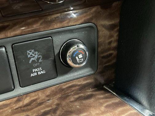 2017 Nissan Armada SV
