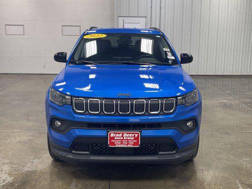 2022 Jeep Compass Latitude Lux