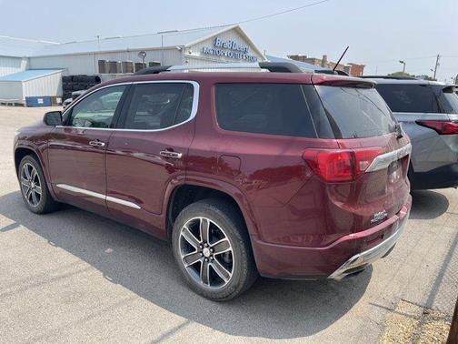 2018 GMC Acadia Denali