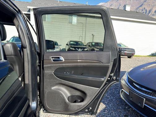 2018 Jeep Grand Cherokee Altitude