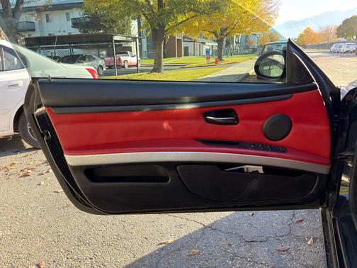 2007 BMW 328 328i Convertible 2D