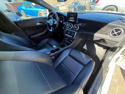 2018 Mercedes-Benz CLA 250 4MATIC