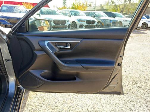 2017 Nissan Altima 2.5 SV