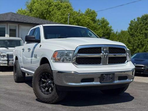 2017 RAM 1500 SLT
