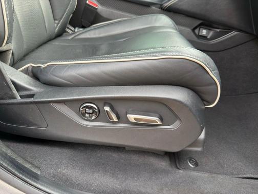 2022 Acura MDX Advance Package